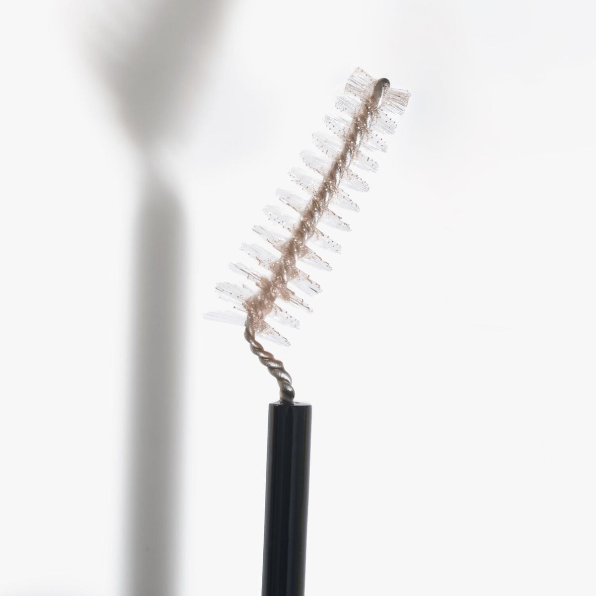 Sculpt-n-Stay Brow Gel - brush macro