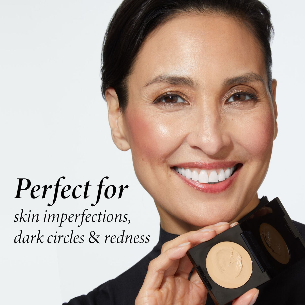 Seamless Finish Full Coverage Concealer perfect for